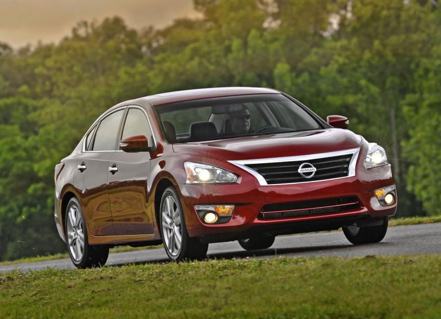  Nissan Altima 2013 года  (фото 68 из 82)